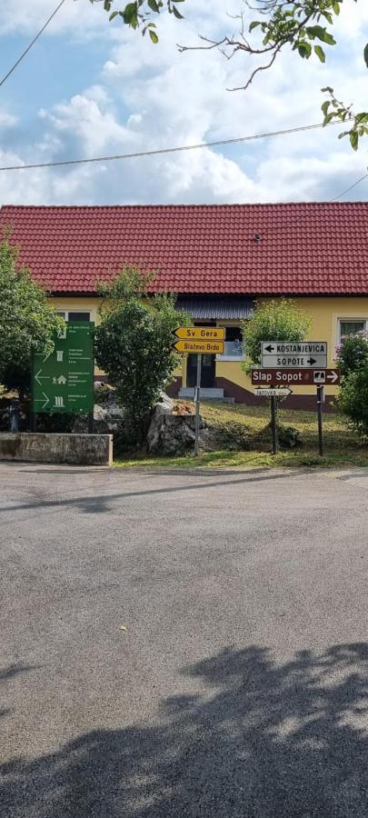 Kod Slaveka Apartment Kostanjevac Exterior foto